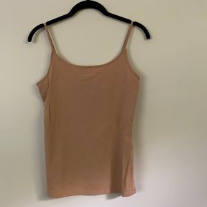 Beige comfy Banana Republic tank top.